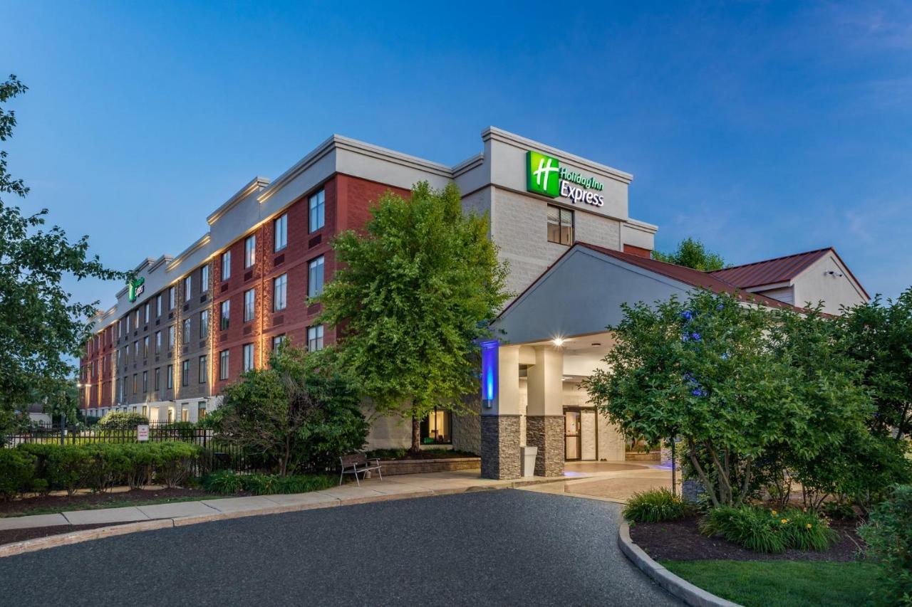 Holiday Inn Express Exton - Great Valley, An Ihg Hotel Exterior photo